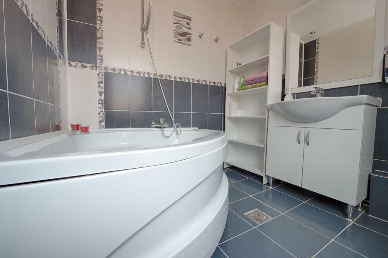 Casa Witting Appartement Braşov Buitenkant foto